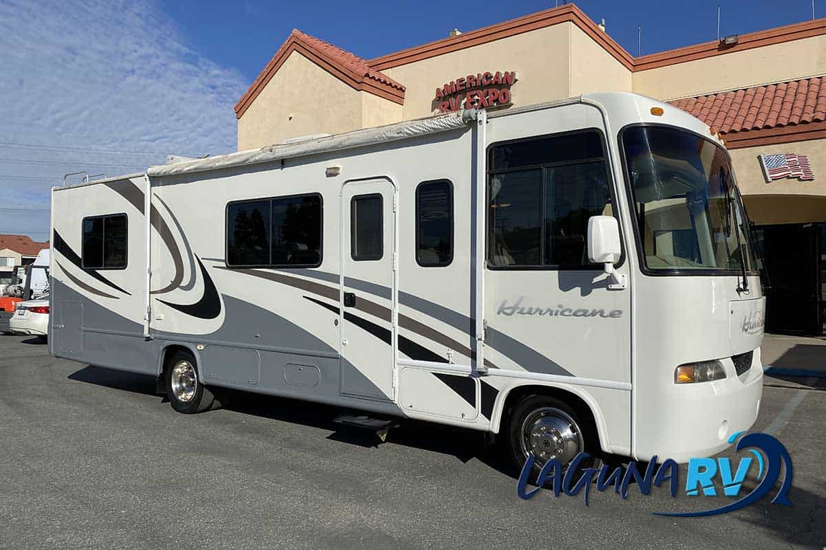 2004-four-winds-hurricane-30q-laguna-rv