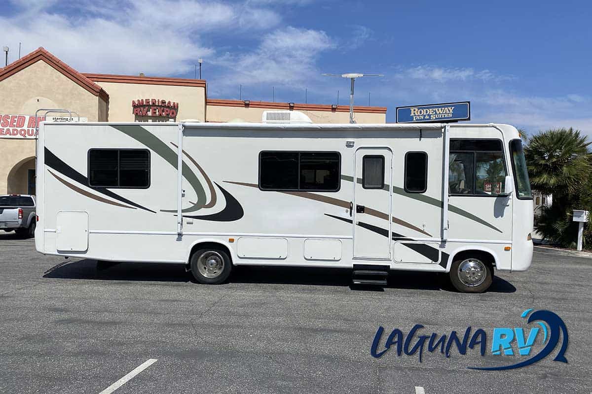 2005 Four Winds Hurricane class A RV for sale Laguna RV in Colton CA