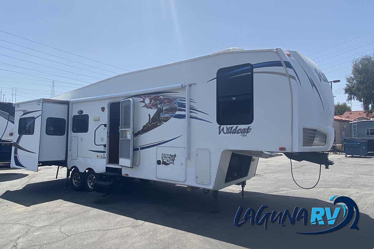 2011 Forest River Wildcat 5th wheel for sale | Laguna RV in Colton CA