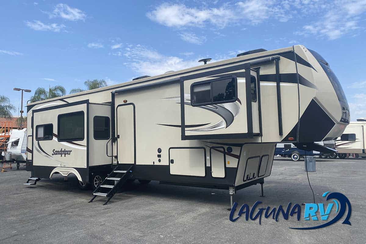 2019 Forest River Sandpiper 5th wheel for sale | Laguna RV in Colton CA