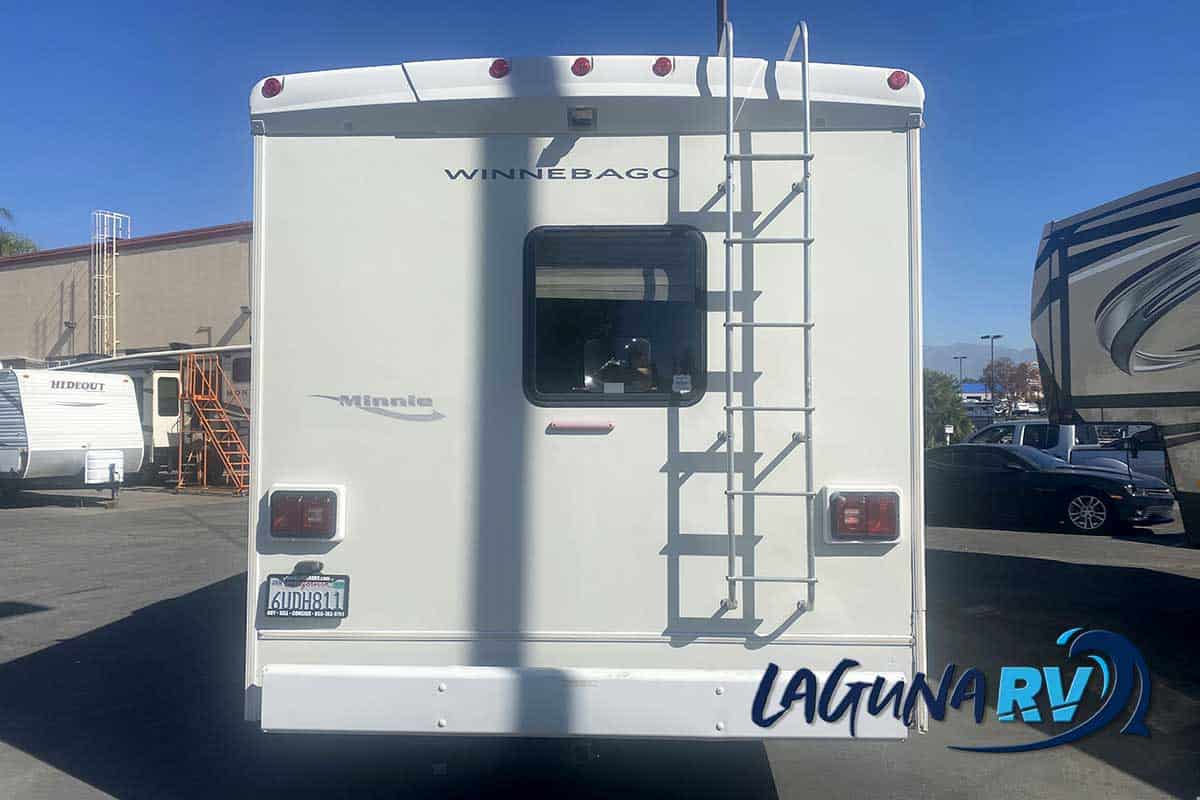 2005 Winnebago Minnie Class C RV for sale | Laguna RV in Colton CA
