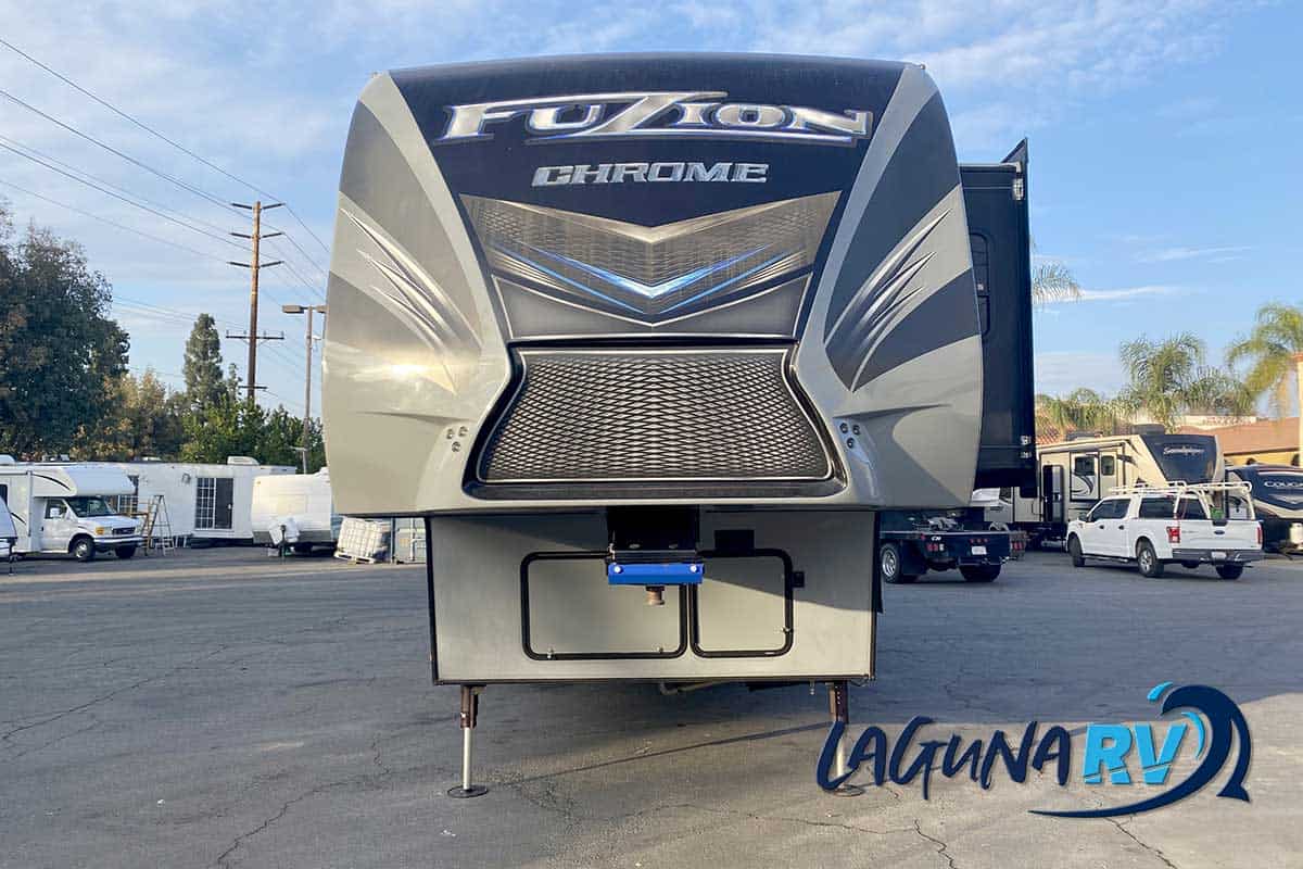 2015 Keystone Fuzion toy hauler for sale Laguna RV in Colton CA