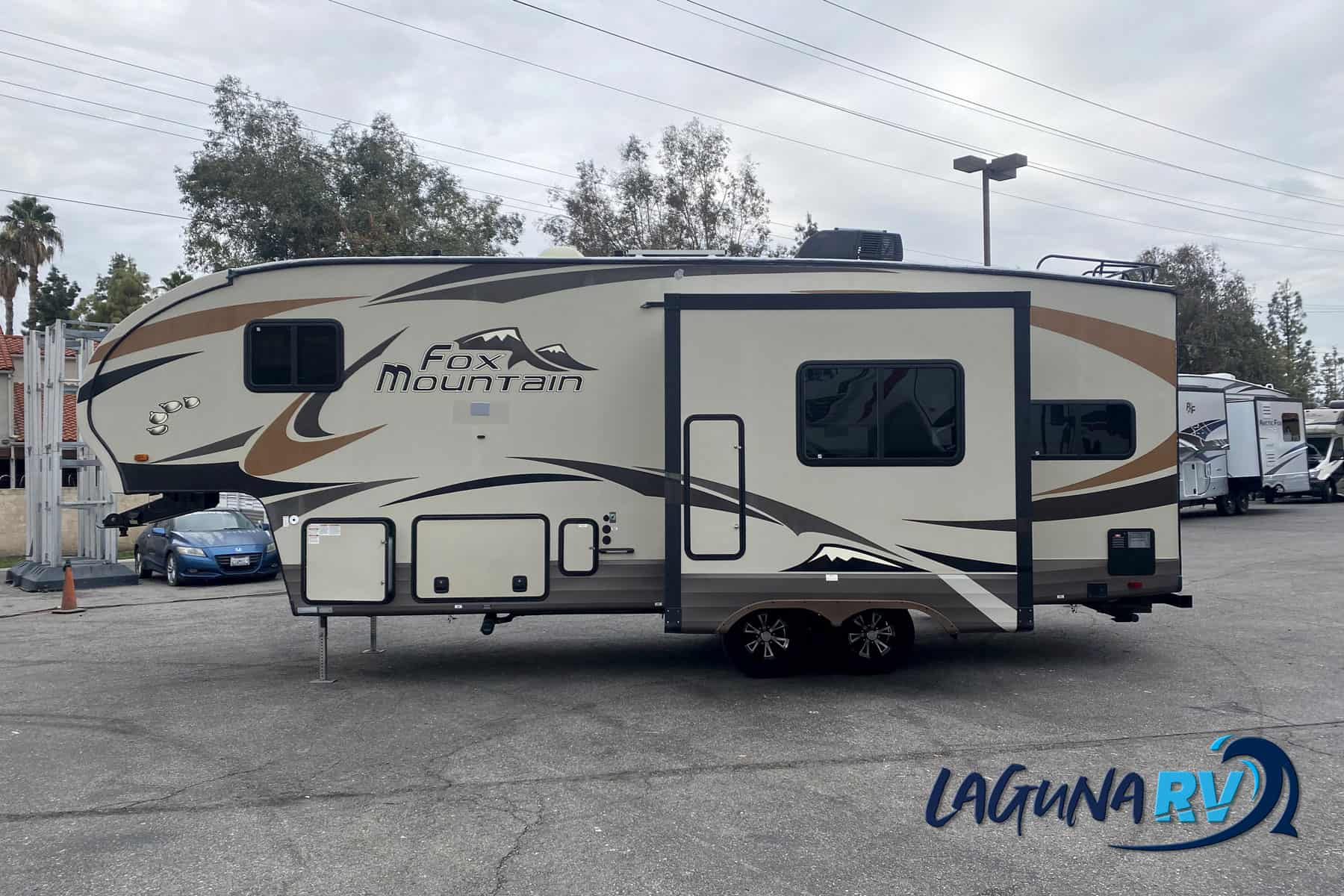 2018 Northwood Fox Mountain 5th wheel for sale | Laguna RV in Colton CA