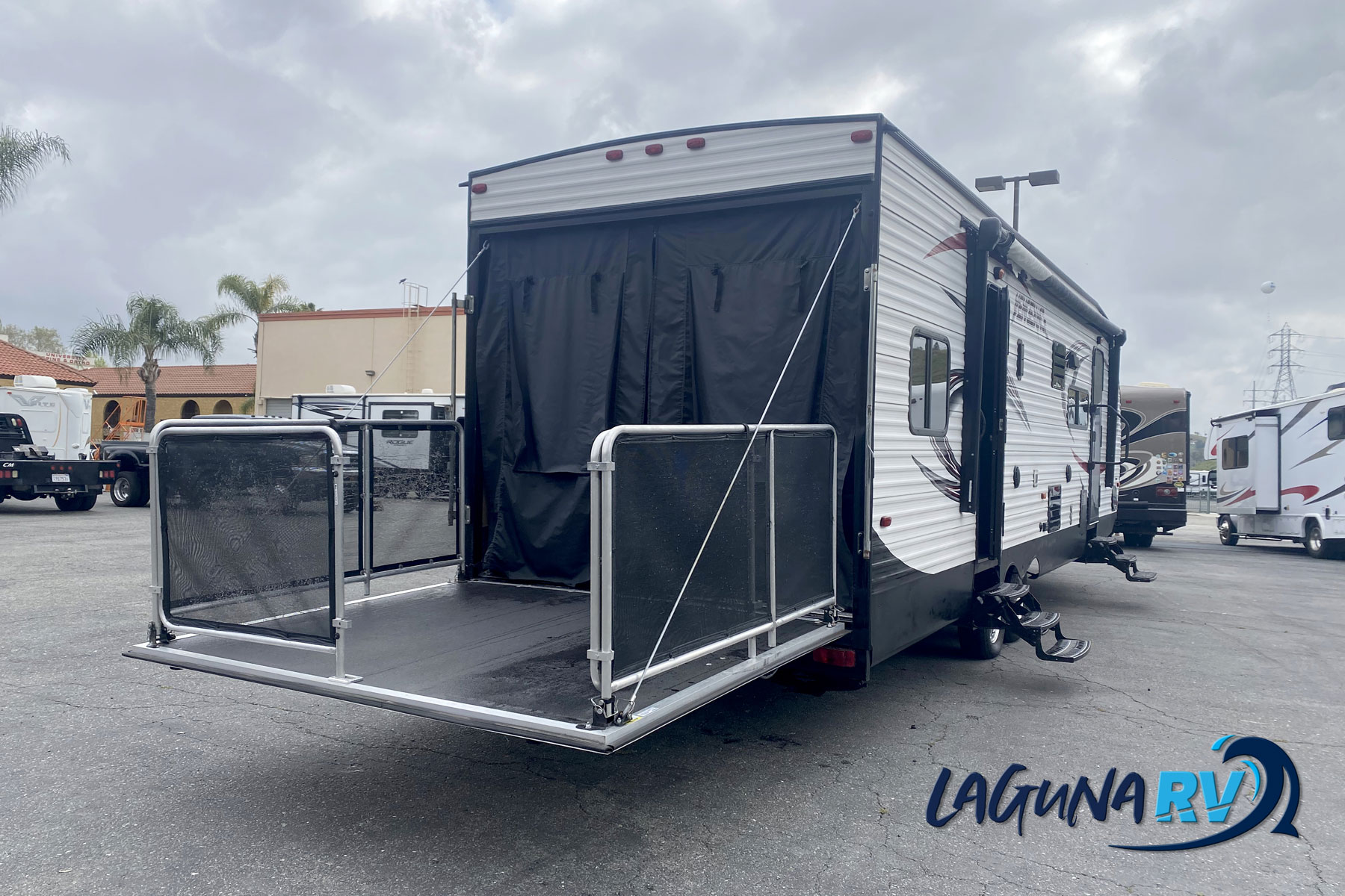 2015 Forest River Vengeance toy hauler for sale Laguna RV in Colton CA