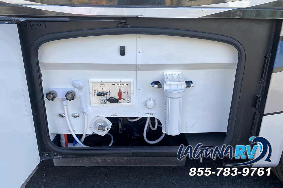 2021 Thor Aria class A diesel RV for sale | Laguna RV in Colton CA